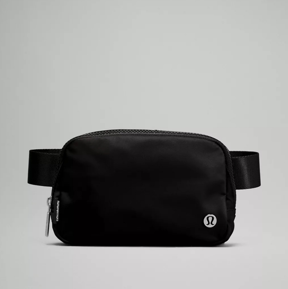 NWT Lululemon Everyday Belt Bag Black